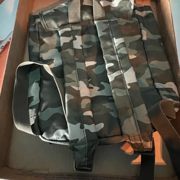 Camouflage, PINK, mini backpack - Picture 4 of 4